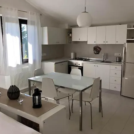 Alojamento de Acomodação e Pequeno-almoço B&B Santa Veneranda Montignano