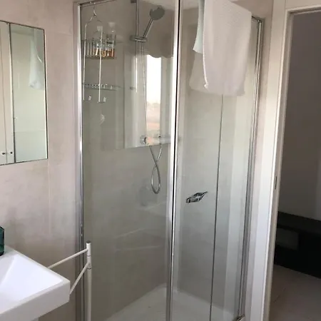 Alojamento de Acomodação e Pequeno-almoço B&B Santa Veneranda Montignano